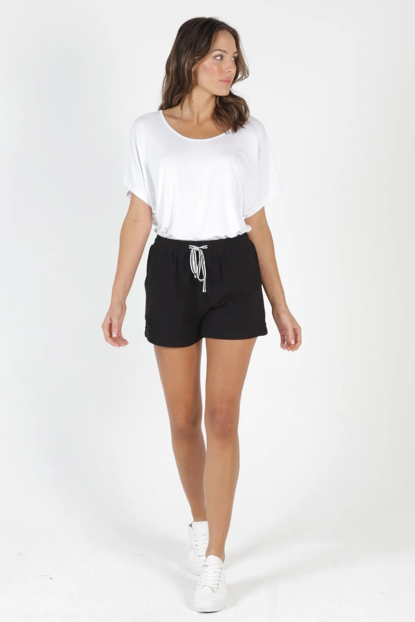 Betty Basics Byron Shorts in Black