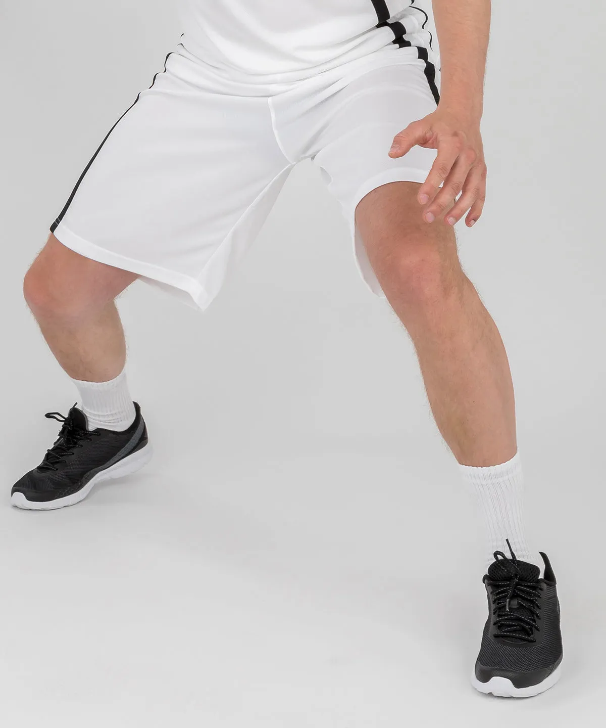 Black/White - Basketball quick-dry shorts