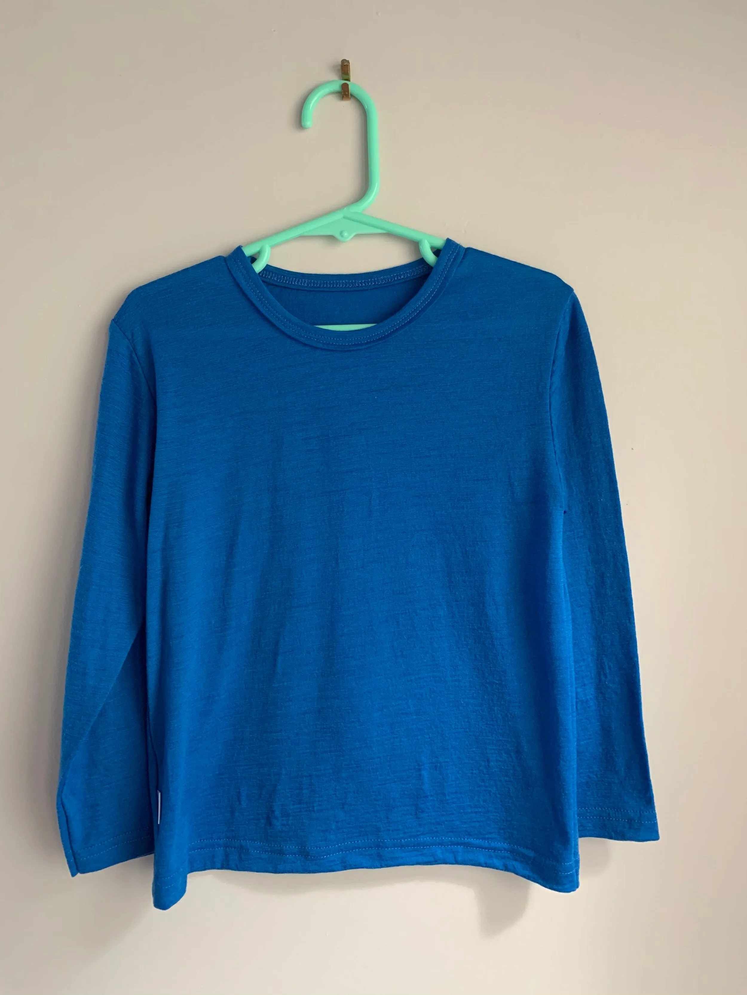 Long sleeved merino tees