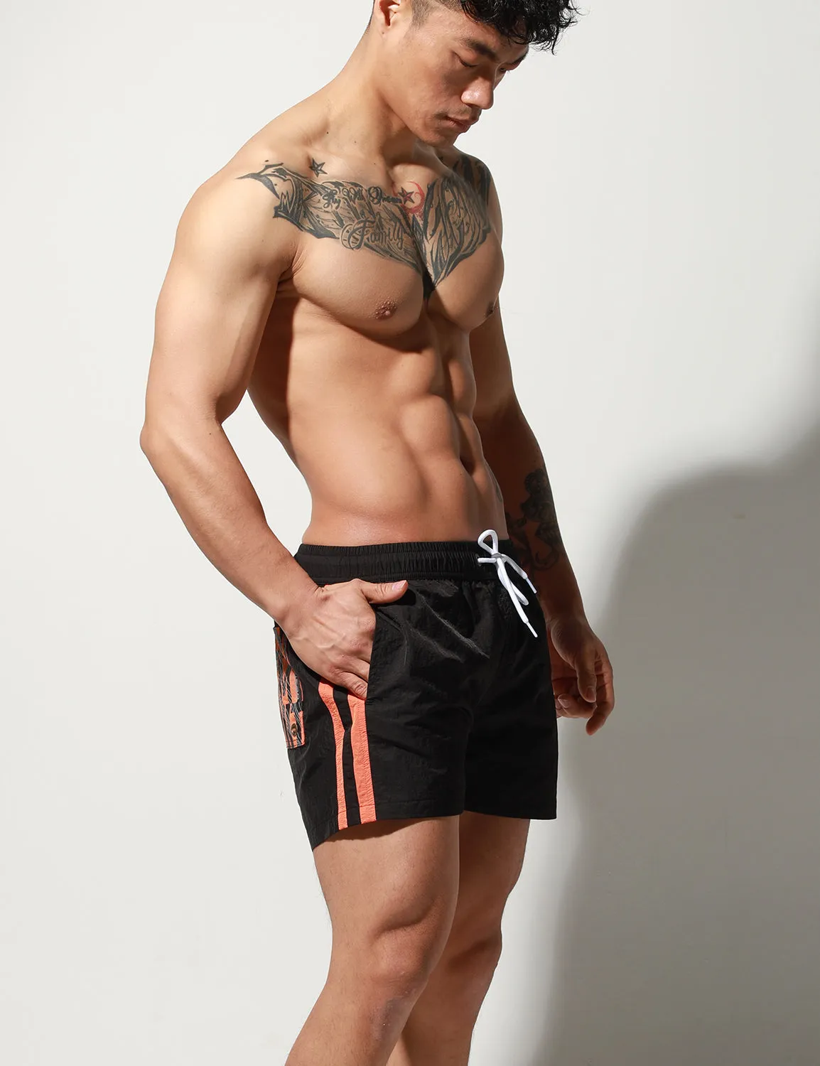 Quick-Dry Side Stripes Shorts S6022