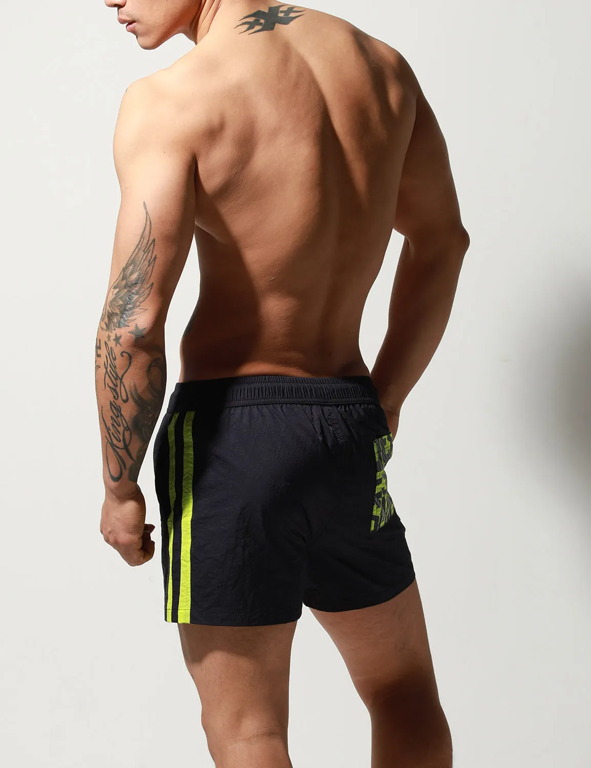 Quick-Dry Side Stripes Shorts S6022