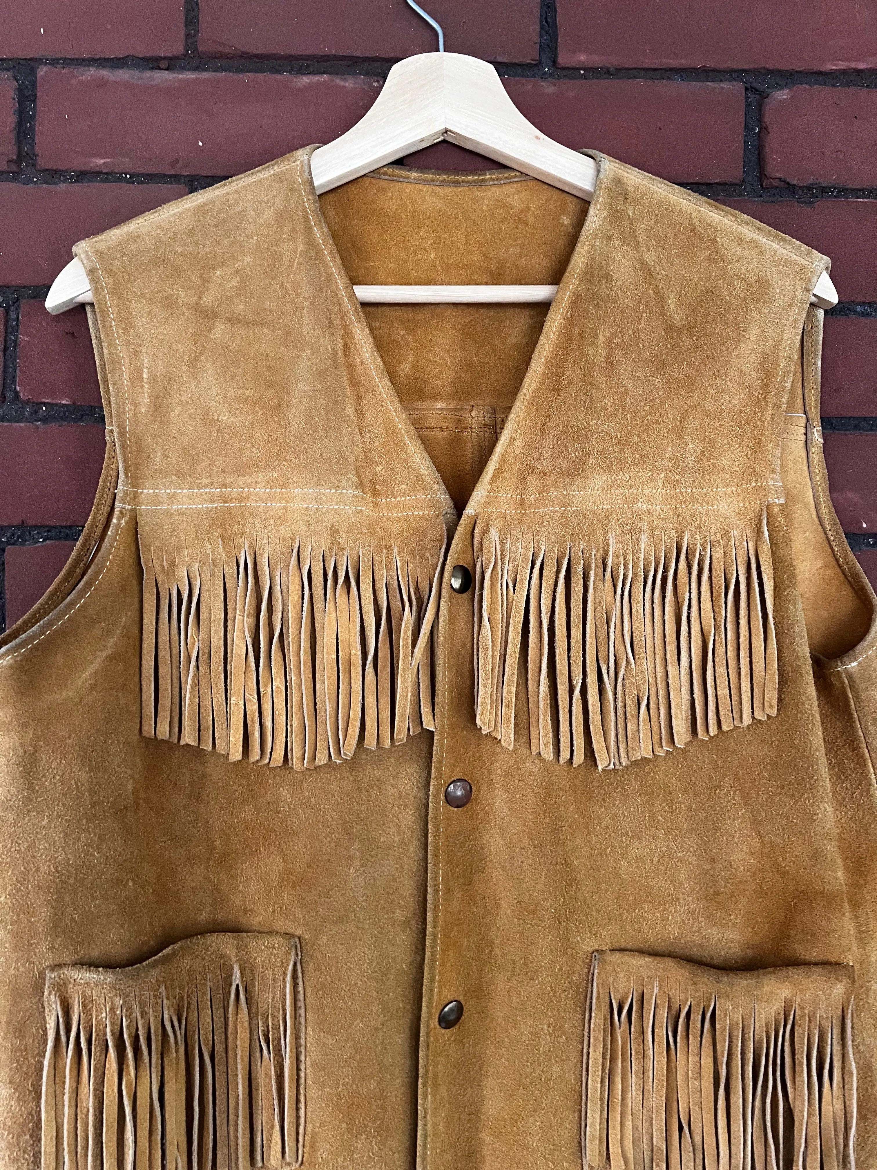 Vintage 60's Tan Suede Leather Fringe Front Snap Vest (M)