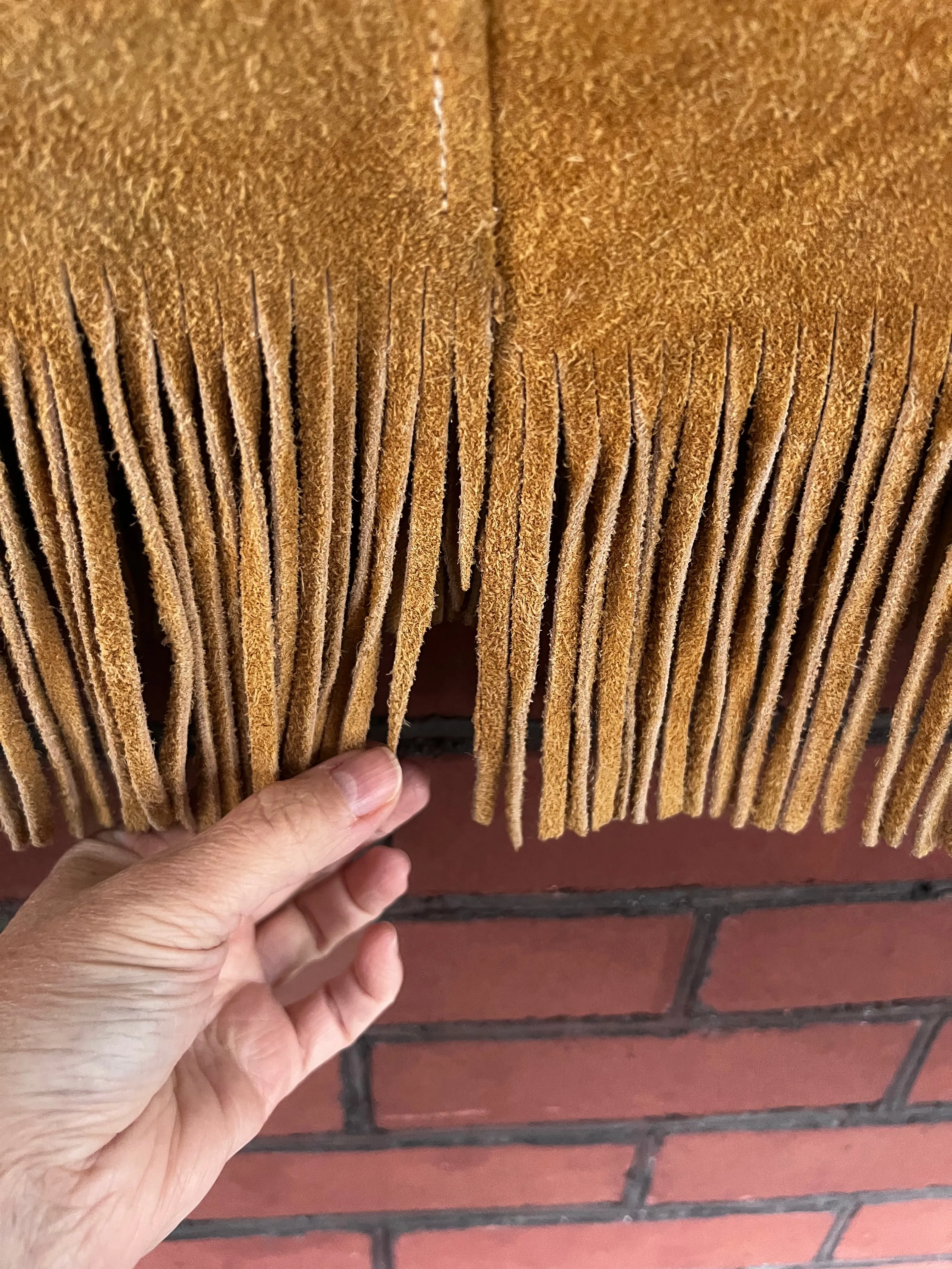 Vintage 60's Tan Suede Leather Fringe Front Snap Vest (M)