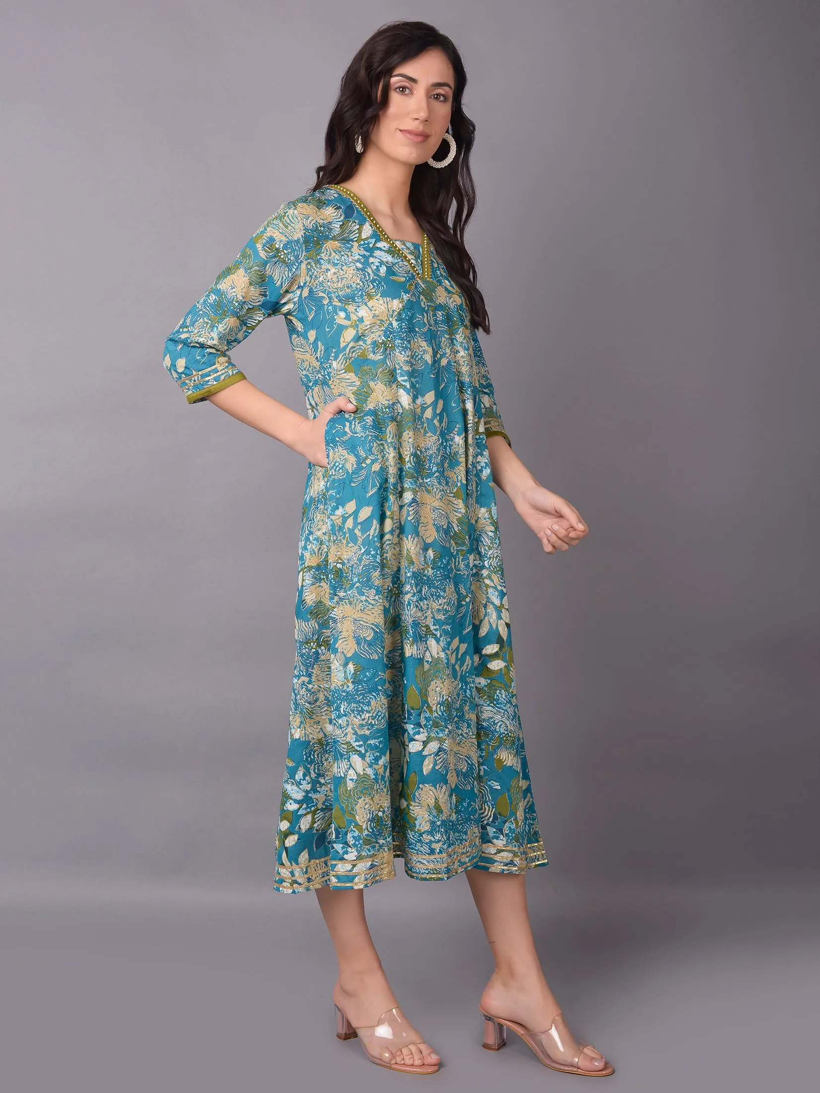 Women Blue Floral Printed Dress